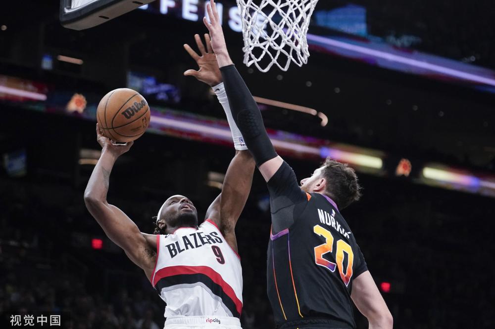 边路传中如 边路传中如