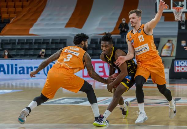 探讨传控战 探讨传控战