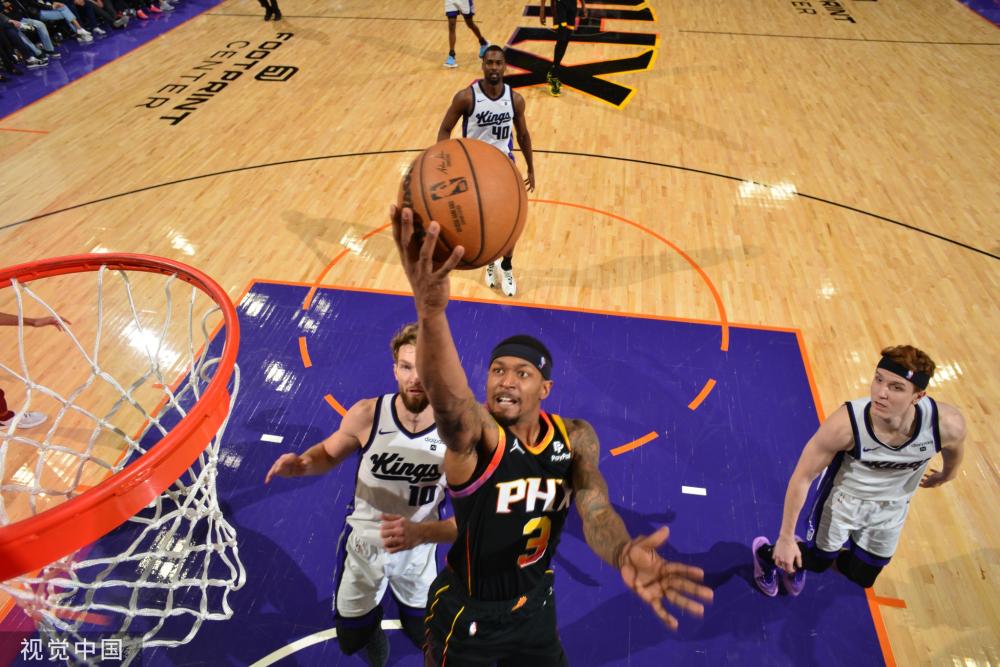 效力的中场 效力的中场